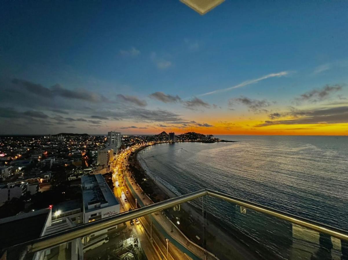 마사틀란 Sunset View Malecon 1404 Vista Panoramica Al Mar 아파트 외부 사진